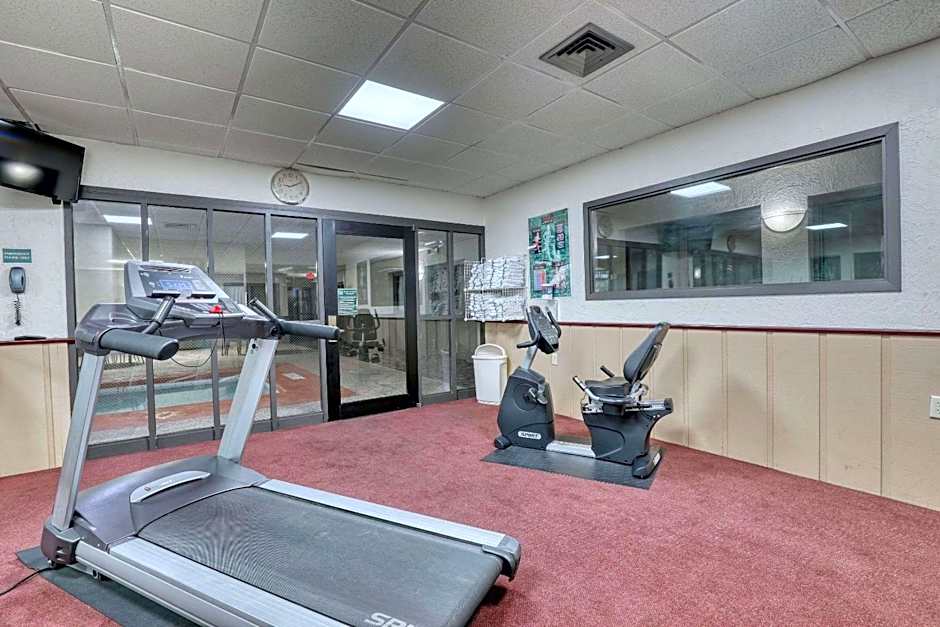 Quality Inn & Suites Downtown