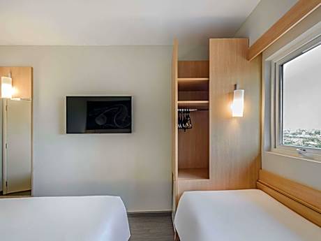 Standard Room with Double and Single Bed