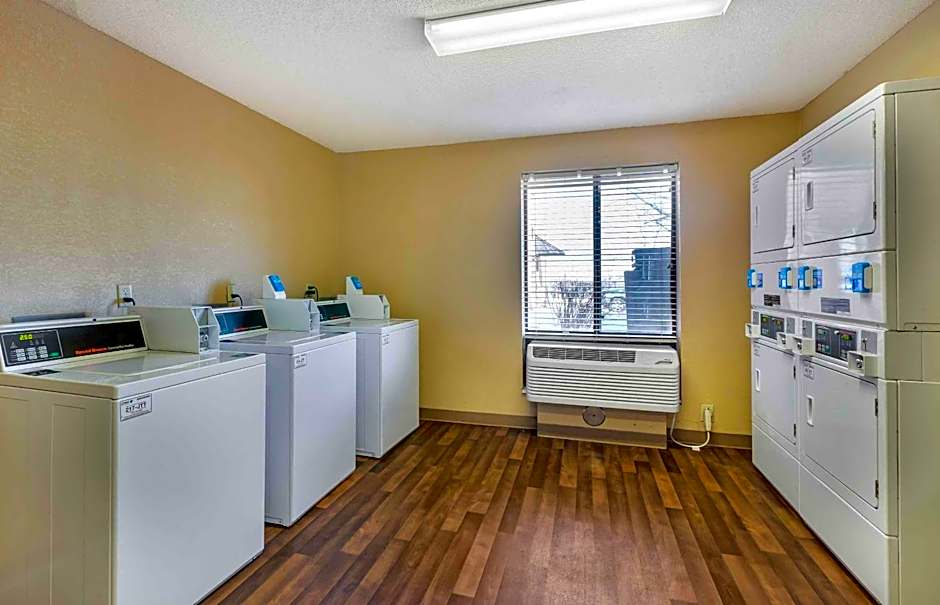 Extended Stay America Select Suites - Des Moines - West Des Moines