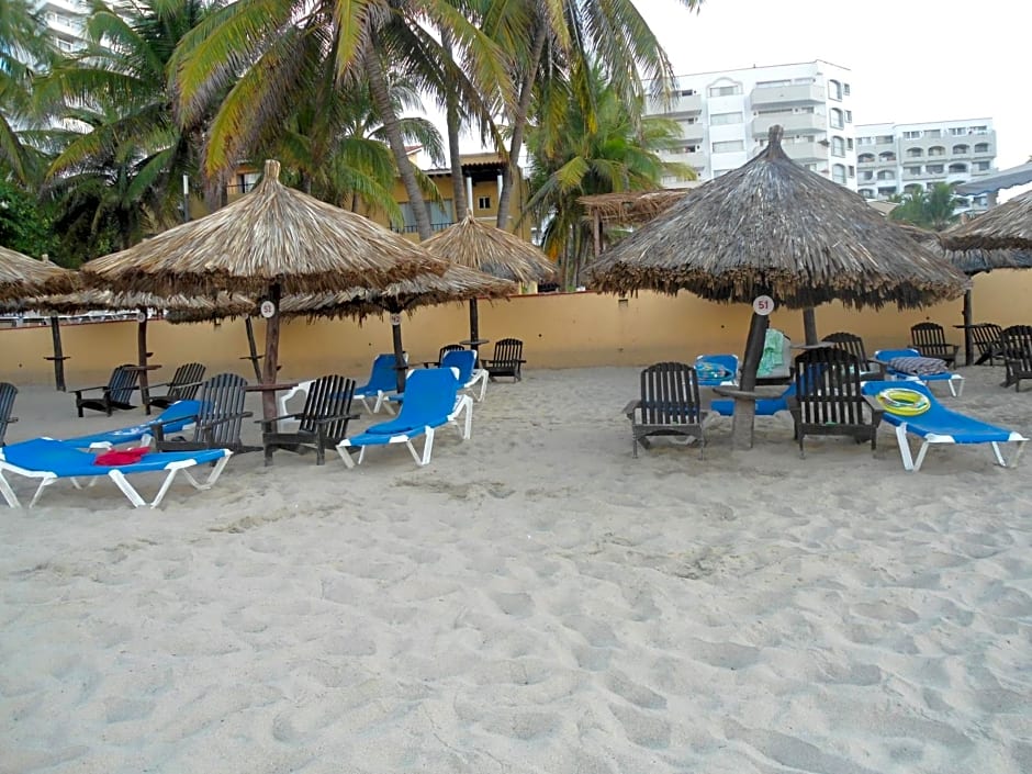 ENNA INN IXTAPA HABITACIóN VISTA AL MAR