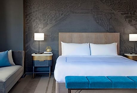 Superior 1 King Bed