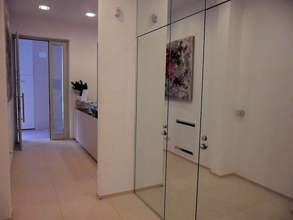 Soglow Business Class Hotel