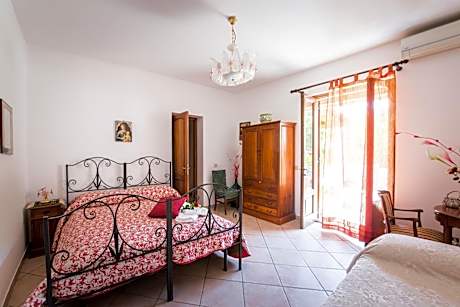 Deluxe Apartment with Terrace and Sea View