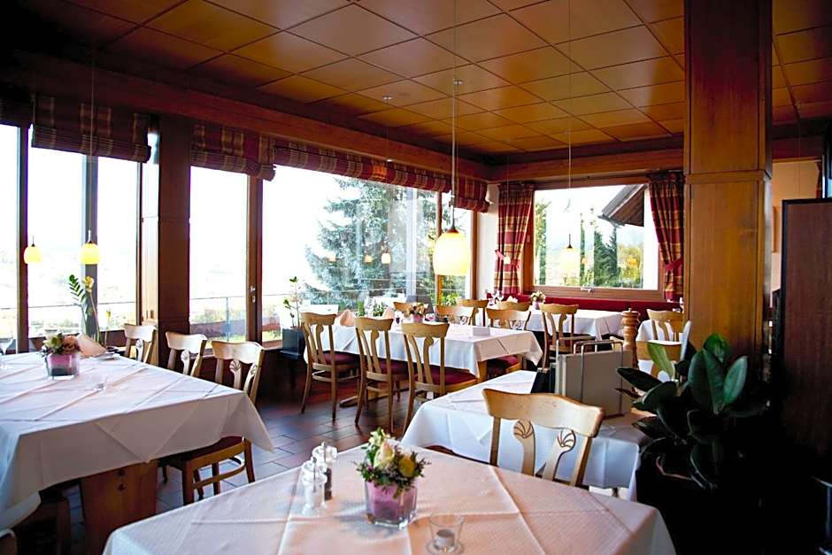 Restaurant-Hotel Maien