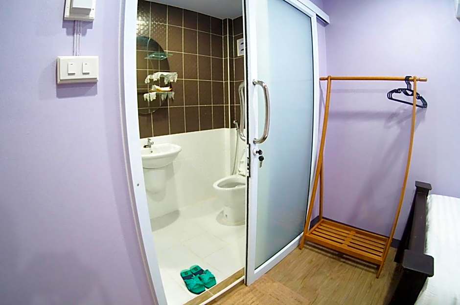 Pan Din Boutique Guest House
