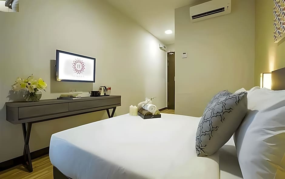 Humaira Hotel
