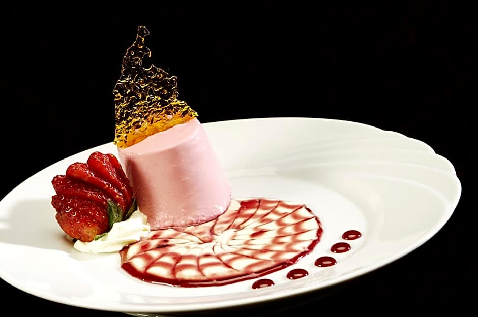 Cacique Inacayal Lake Hotel & Spa