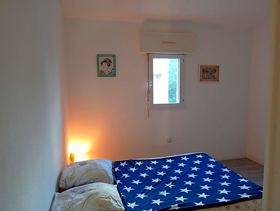 beau t3, proche centre-ville, parking