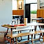 PlanB Hotel - Living Chamonix