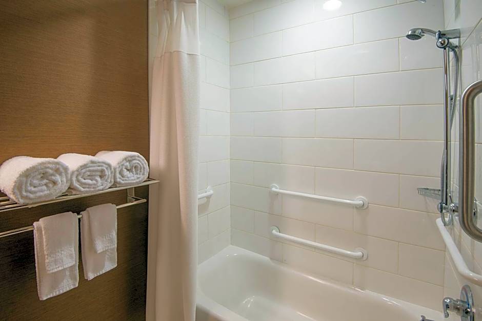 Fairfield Inn & Suites by Marriott Fort Wayne Southwest