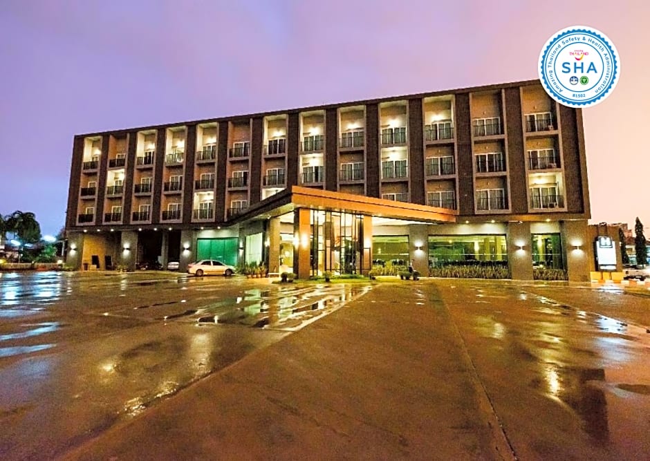 Photo 1 of 29 of Hansanan Hotel
