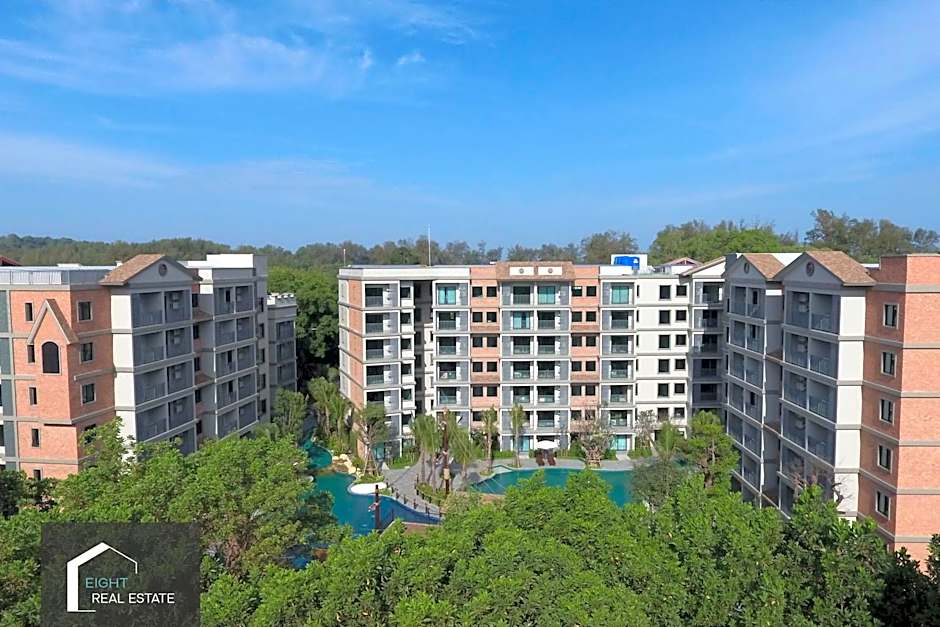 Studio Apartment by the Sea E413