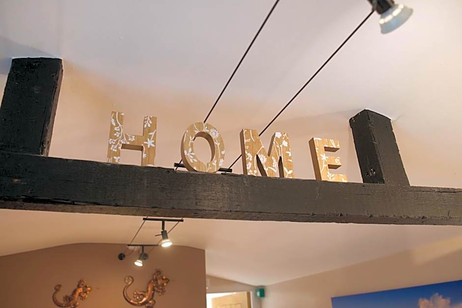 Luxurious Rural Cabin with Hot Tub