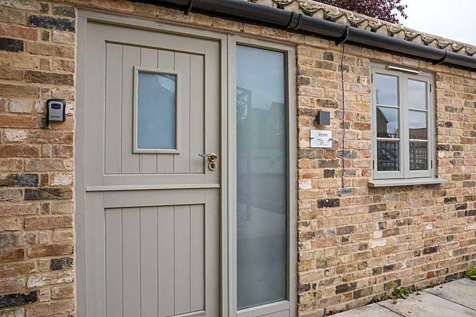 King Deluxe Ensuite with Courtyard View - Venn