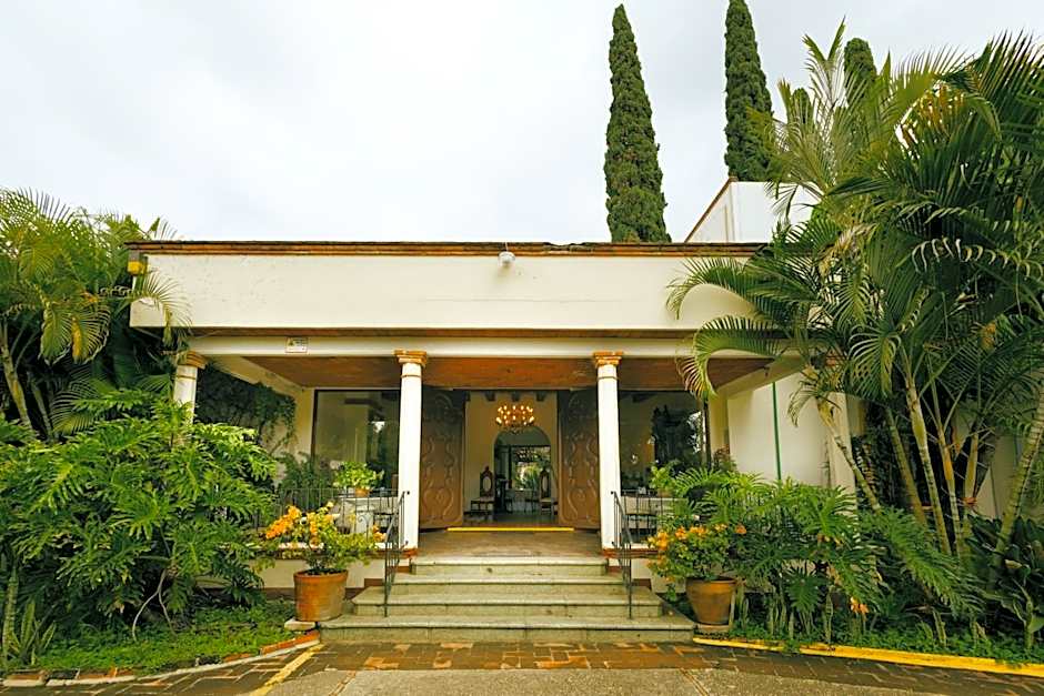 Hotel Hacienda Los Laureles