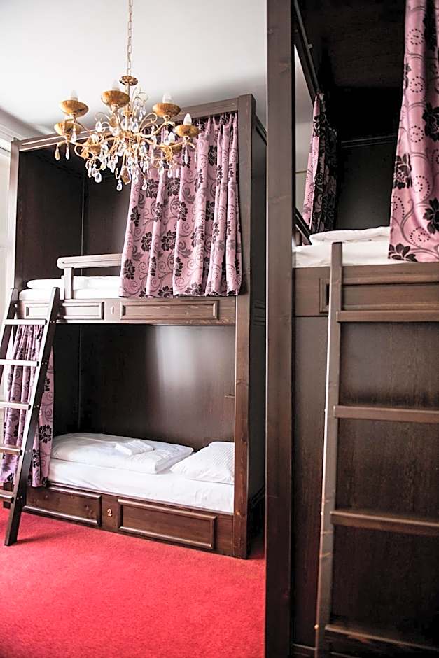 Vienna Boutique - Premium Hostel