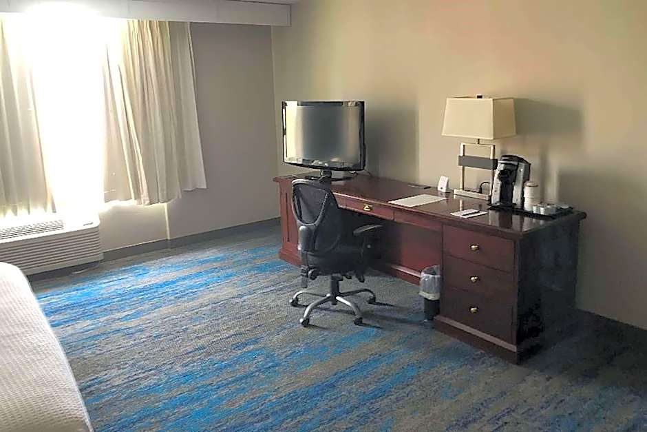 Ramada by Wyndham Cleveland Independence