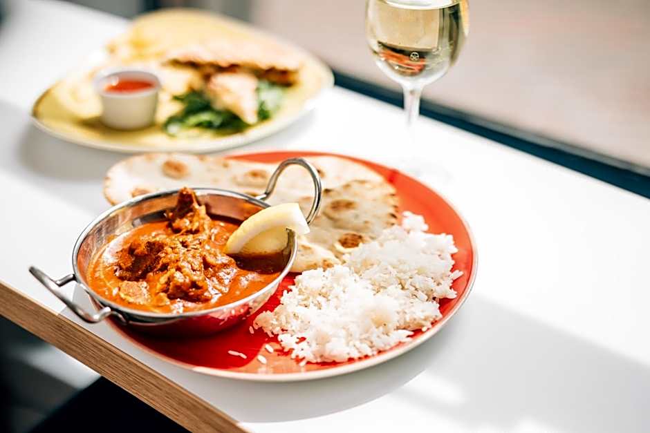 Holiday Inn Express Belfast City Queens Quarter By IHG