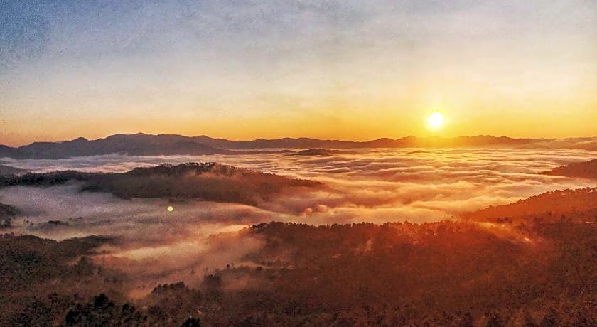 Kasar Rainbow Yoga Retreat