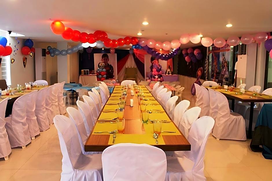 Top Star Hotel