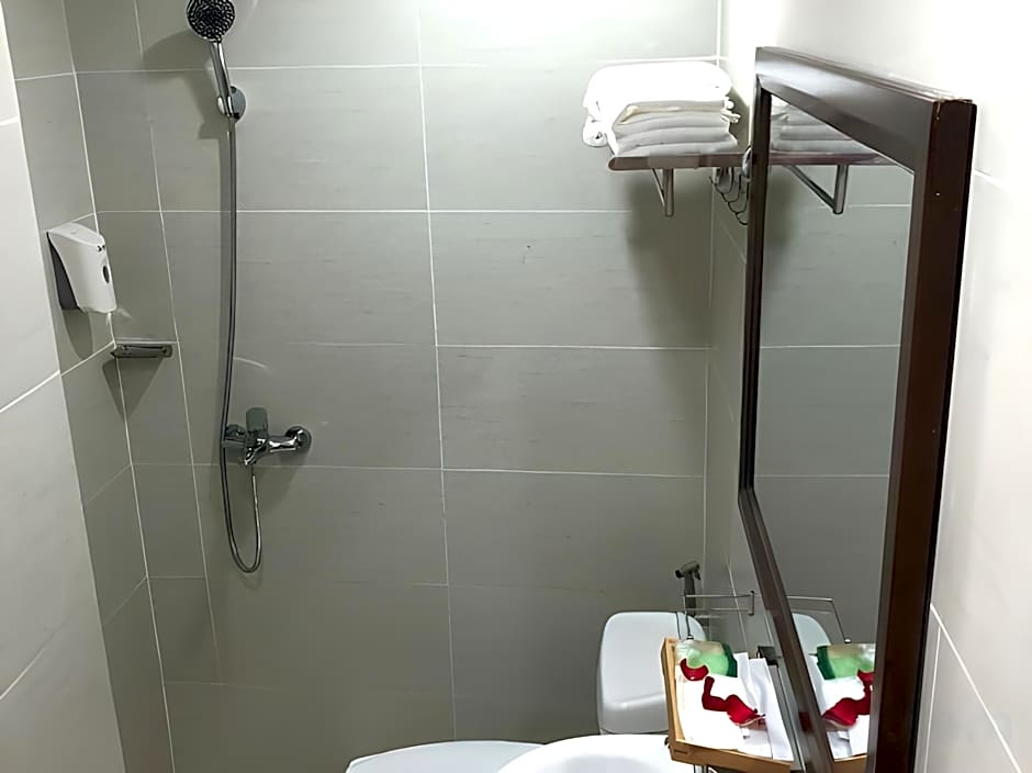 King Hotel Saigon Airport