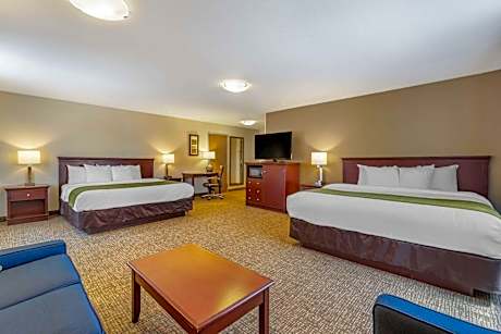 King Suite with Two King Beds - Non-Smoking