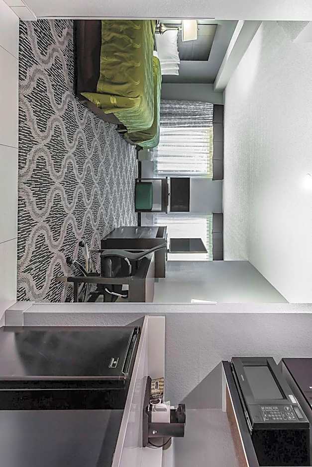 Quality Suites Pineville - Charlotte