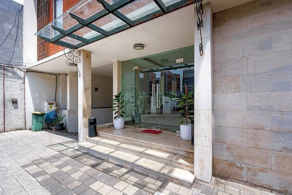 RedDoorz Plus @ TB Simatupang