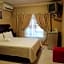 Rainbow Guest House and Tours