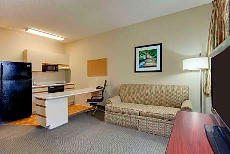 Queen Suite with Sofa Bed - Non Smoking