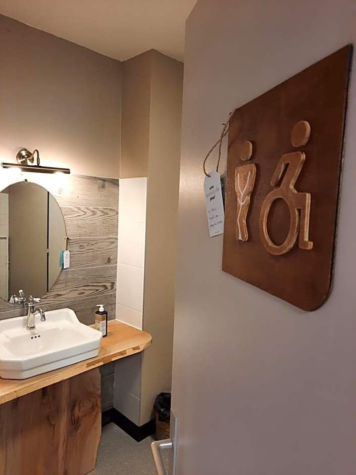 greet Hotel Castres Saix