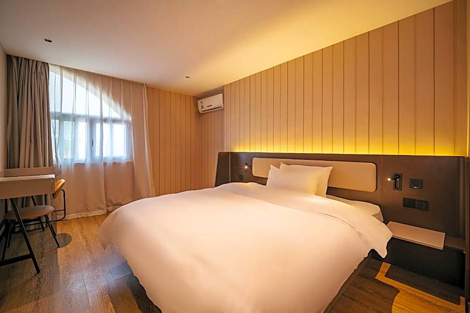 Hanting Hotel Qingdao Hai'er Industrial Park Metro Building Station