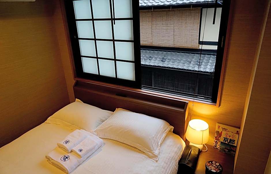 Hotel Traveling Bridge Nijojo
