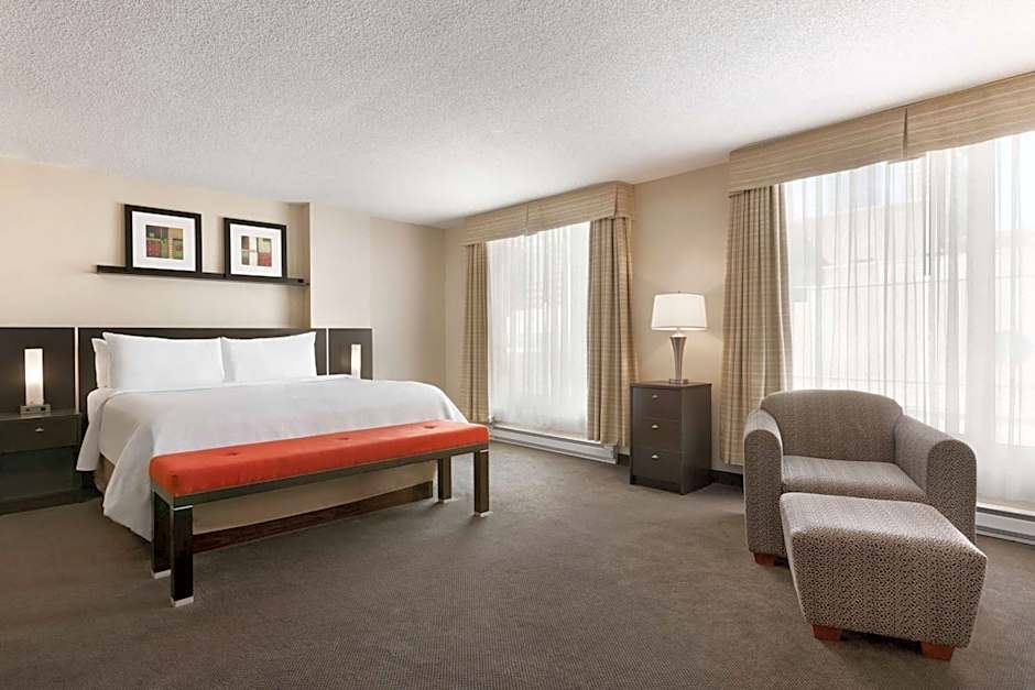 Embassy Suites by Hilton Montreal