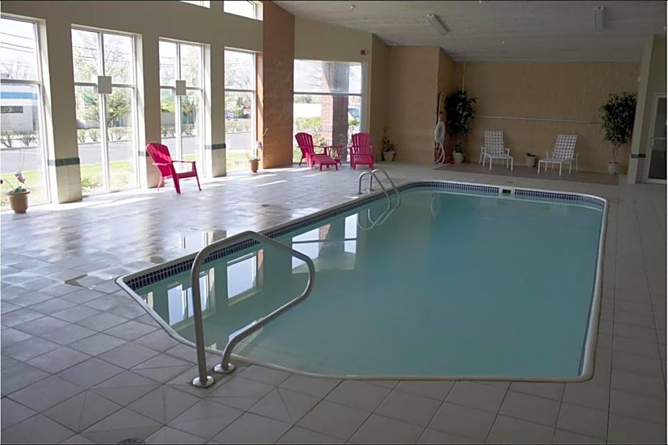 Comstock Inn & Conference Center