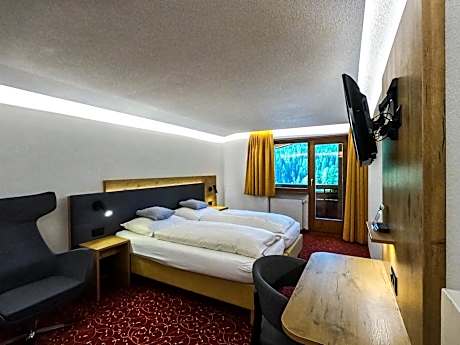 Deluxe Double Room with Balcony