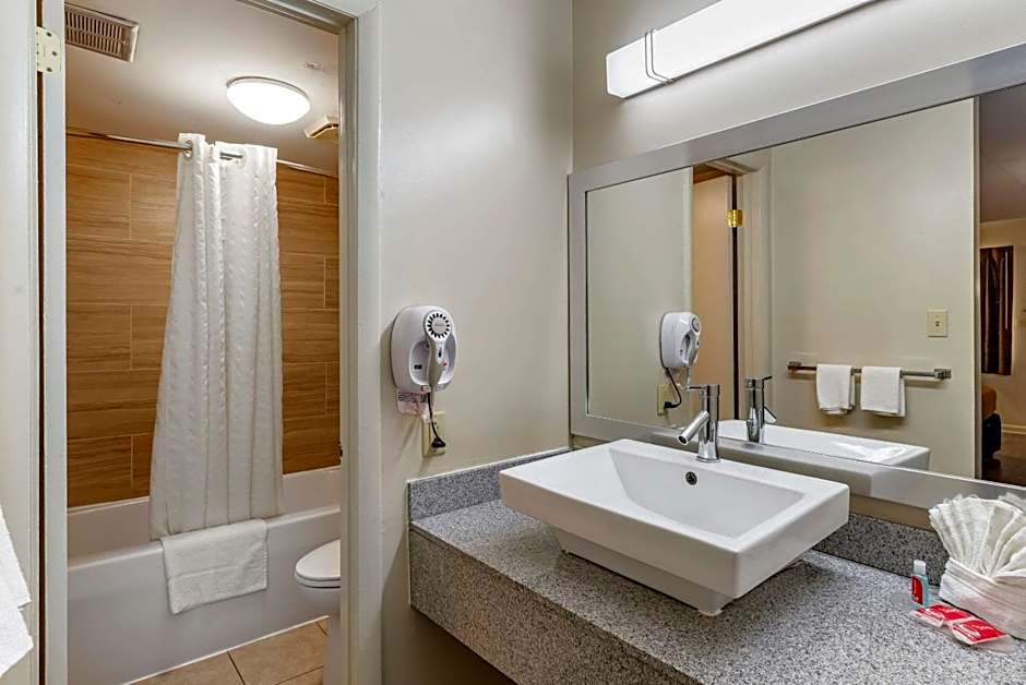 Econo Lodge Charlottesville North - University Area