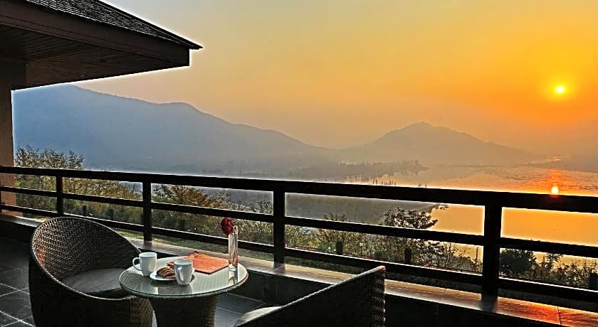 Taj Dal View, Srinagar