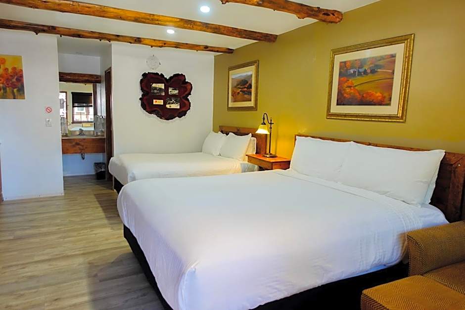 Sleepy Hollow Cabins and Hotel