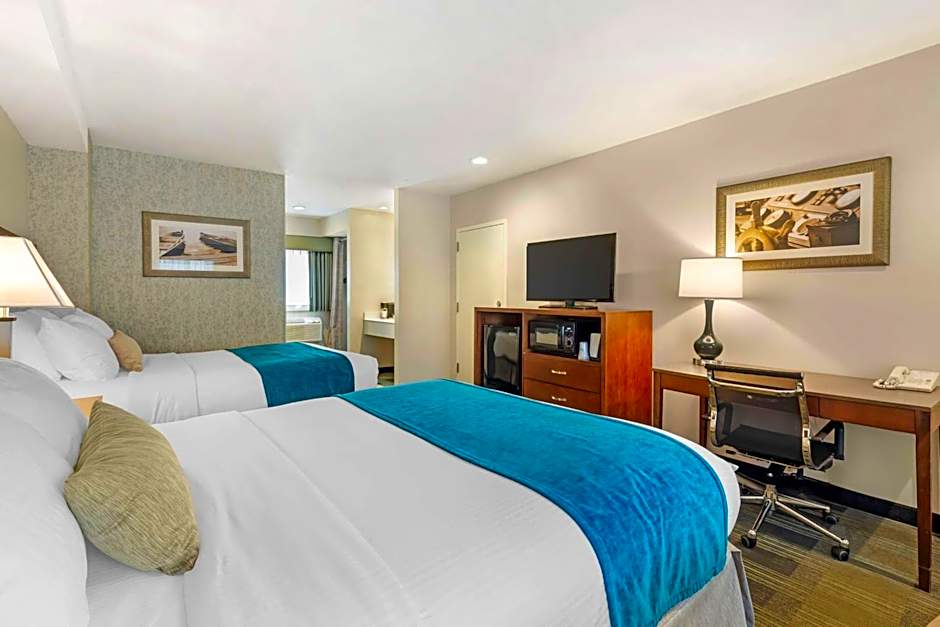 Best Western Plus Cold Spring