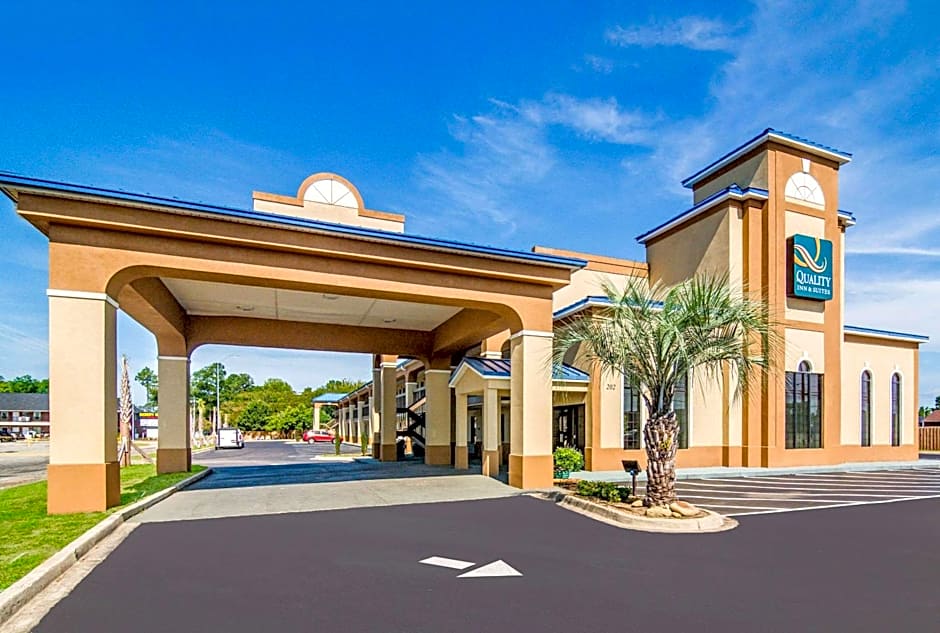 Quality Inn & Suites Lake City