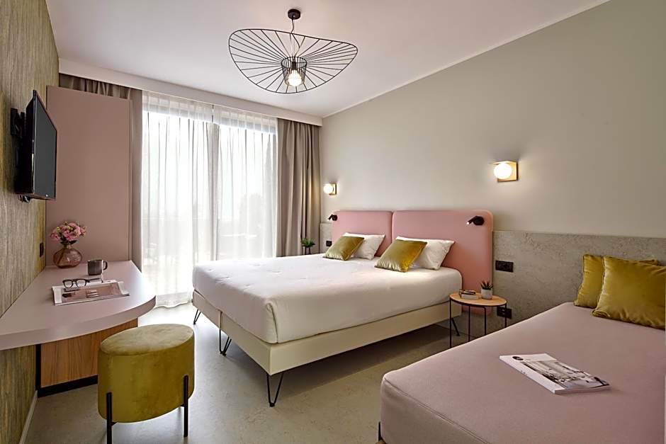 Hotel Oasi Beach