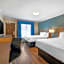 Econo Lodge Inn & Suites