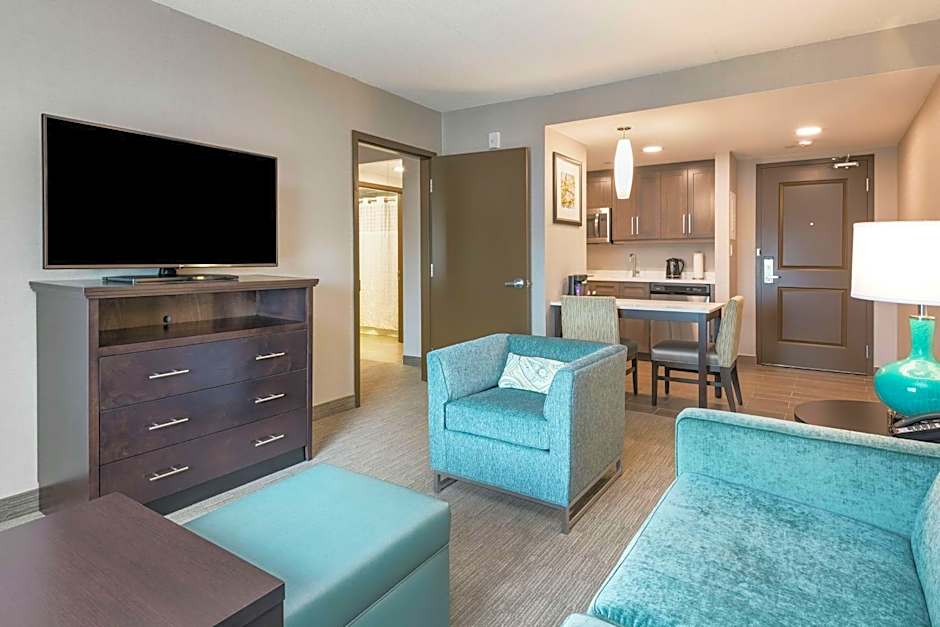 Homewood Suites by Hilton Ottawa Airport