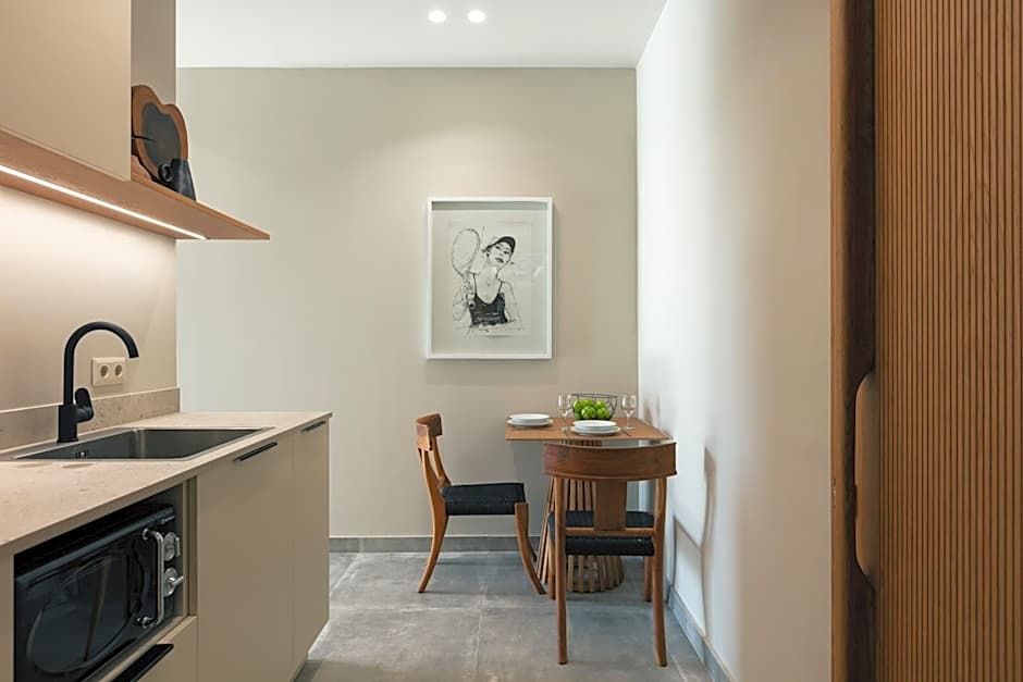 Chapter 02 Gallery Suites