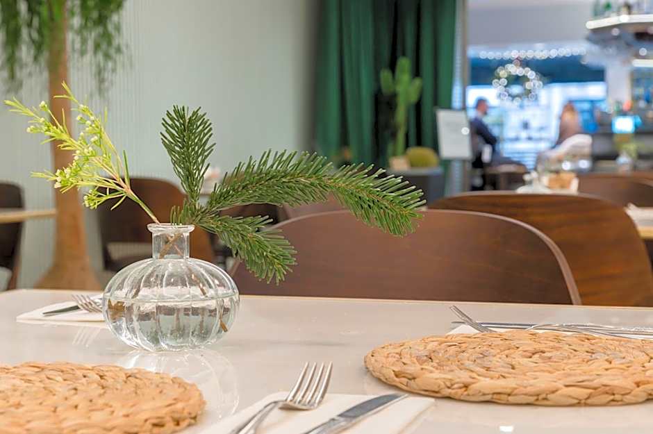 Aparthotel Mariano Cubi