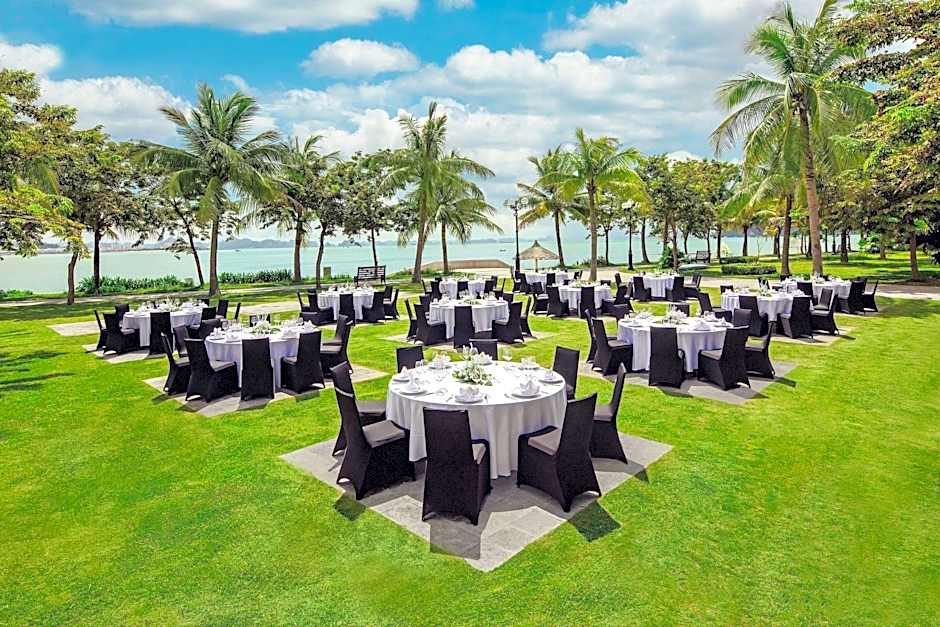 Paradise Suites Hotel