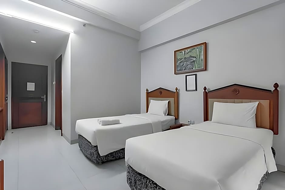 Hotel Yehezkiel Surapati – Bandung, ID