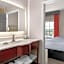 La Quinta Inn & Suites by Wyndham Ft. Pierce