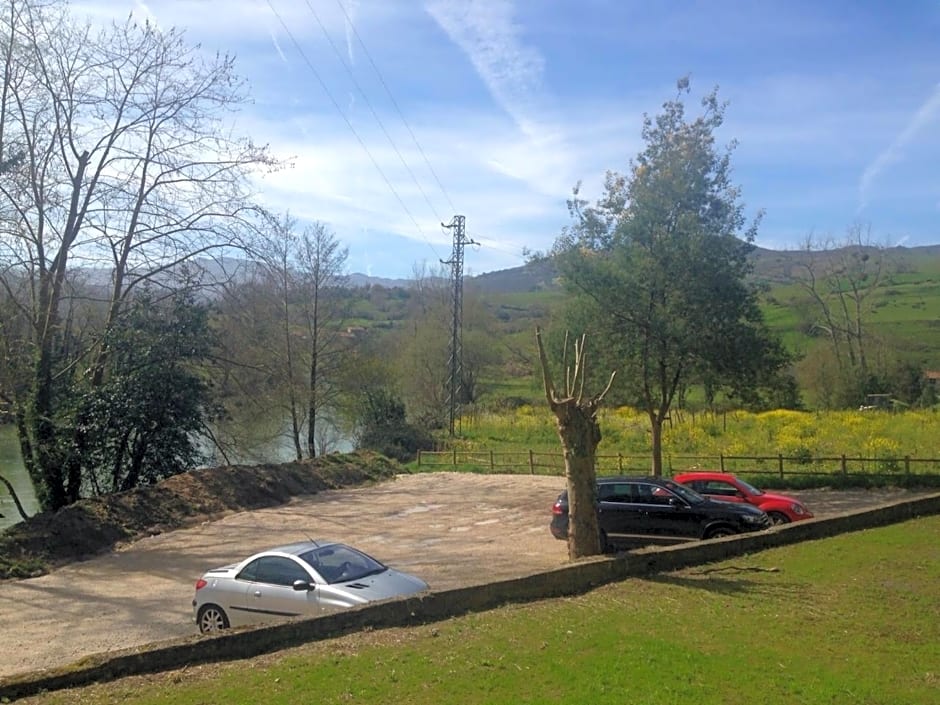 La Casuca del Esbardu Hotel